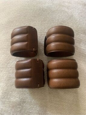 Set of 4 Brown Genuine Leather Napkin Ring Set Luxury Tablescape Heirloom